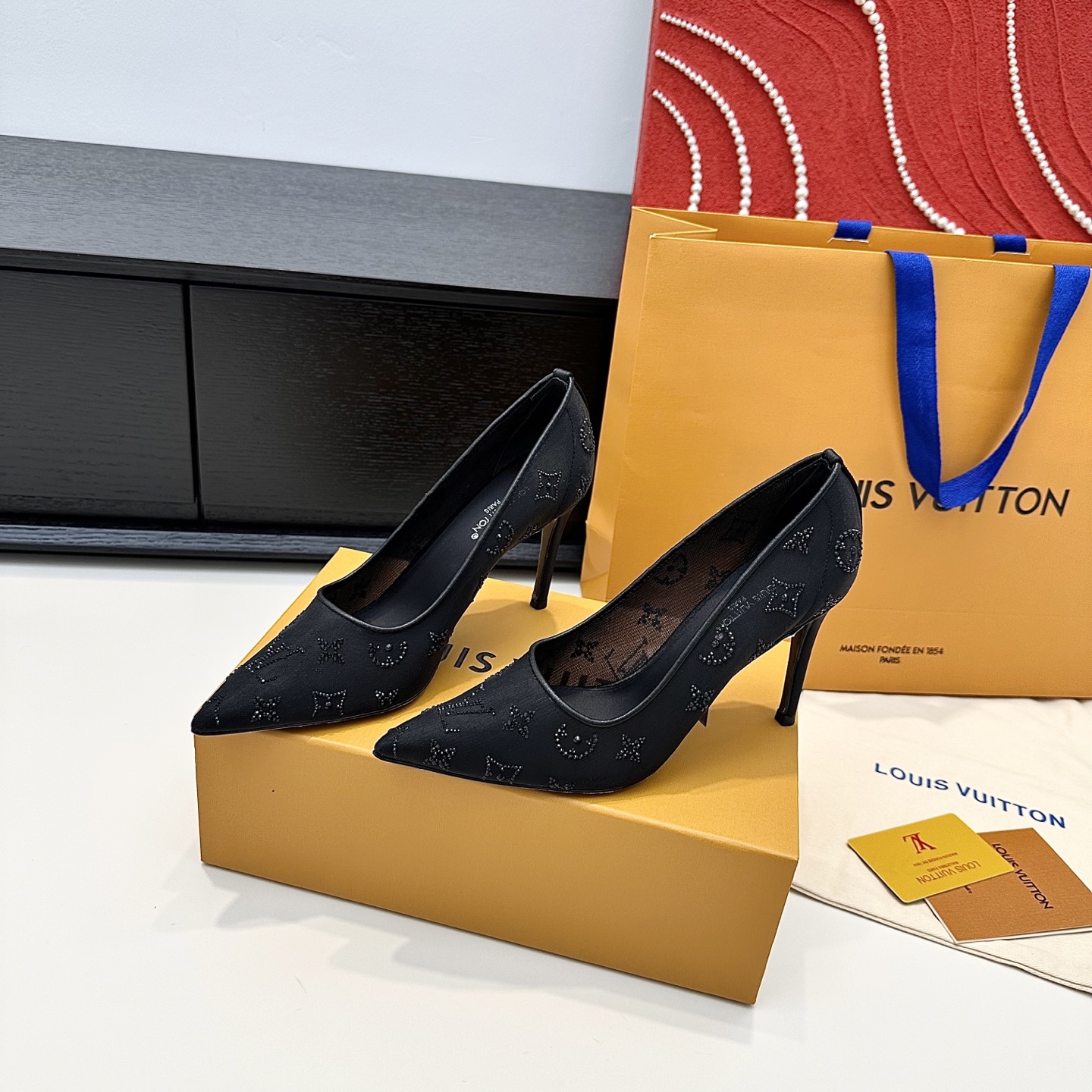 Women's high heels